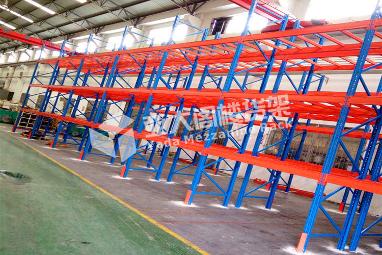 貨架廠家在設計倉庫倉儲貨架應該如何對消防位置進行規劃呢？